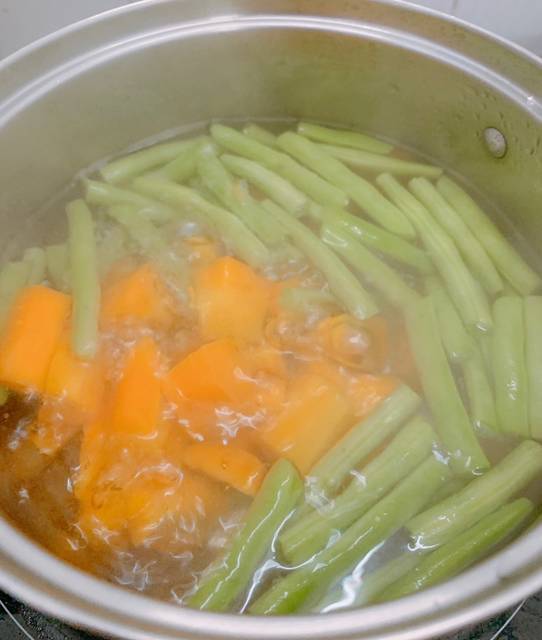 luoc ca rot _ luoc dau co ve.