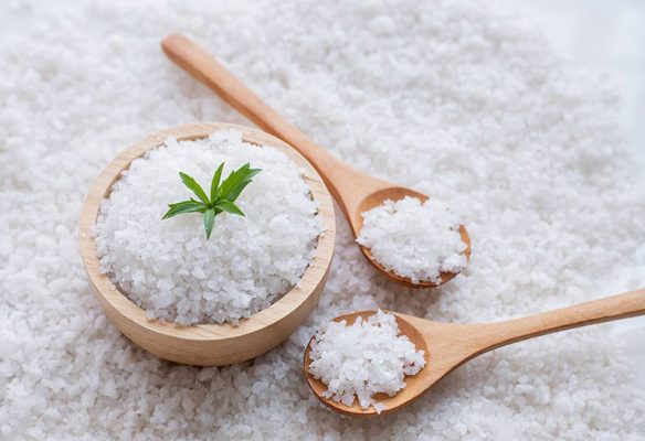 Người đột quỵ nên hạn chế ăn muối Người đột quỵ nên hạn chế ăn muối